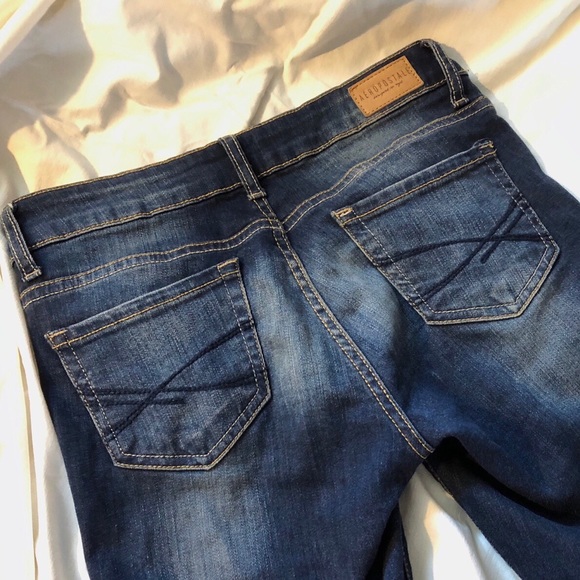 Dark blue distressed ripped skinny jegging jeans - Picture 3 of 4